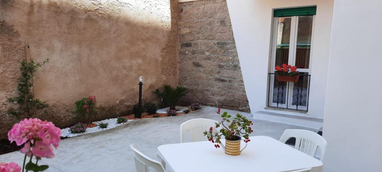 La Llua Alghero Exteriér fotografie